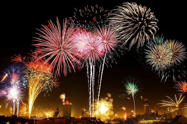Ceia de Reveillon em Foz do iguaçu: veja onde celebrar! Ceia de Reveillon em Foz do iguaçu: veja onde celebrar!
