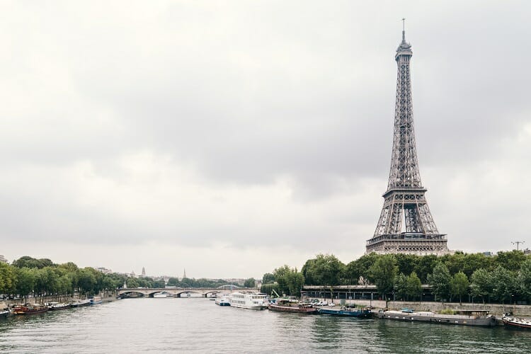 Paris - Torre Eifell - Lugares para viajar a dois