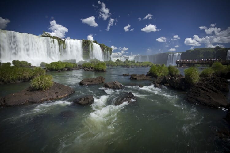 O que está aberto em Foz do Iguaçu Cataratas do Iguaçu do Lado Brasileiro.