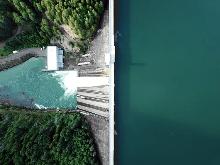 Represa de Detroit - Oregon - EUA - Maiores Usinas Hidrelétricas do Mundo