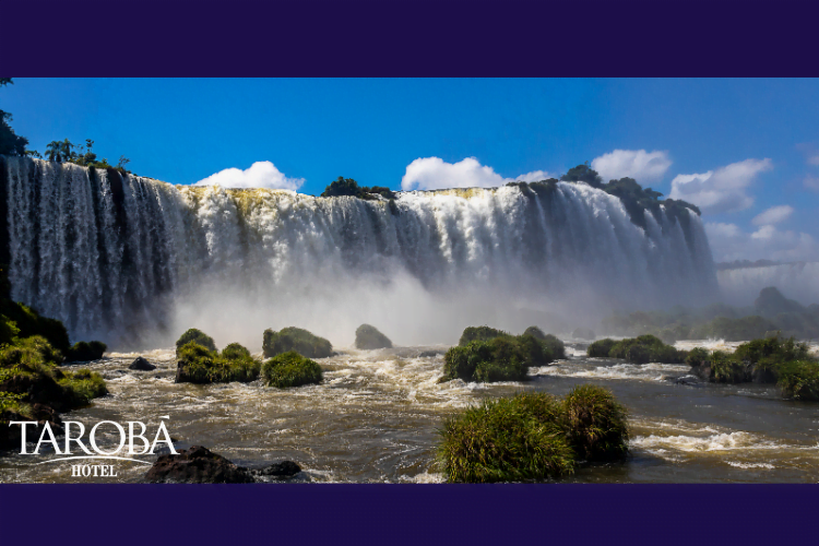 Cataratas do Iguaçu mostrando oque fazer e onde ir nas férias.