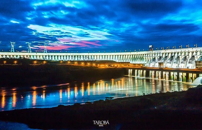 Itaipu Iluminada
